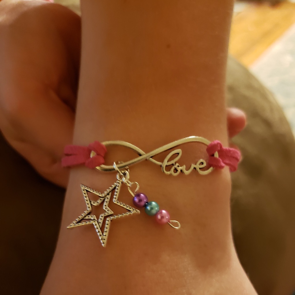 Brand New Pink Star Bracelet
